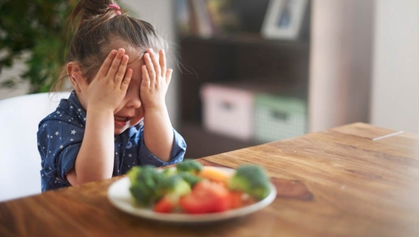 Malnutrition chez l’enfant : signes, causes et solutions familiales